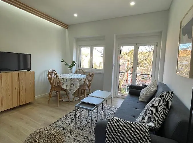 Apartament The Swallows Nest *