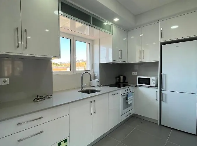 The Swallows Nest Lizbona